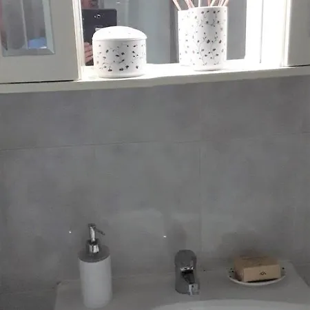 The House In Nature Skg Apartman Oreókasztro